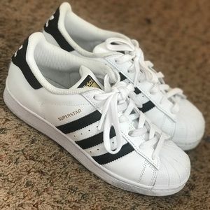 Addidas superstar shoes size 5.5 youth